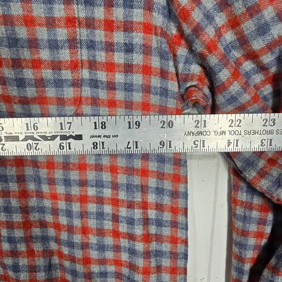 Johnnie o Hangin Out Button-Down Flannel Shirt Medium Long Sleeve Gray Red Plaid - Picture 5 of 9